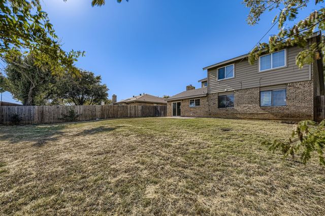1885 Cliff View Drive, Lewisville, TX 75077