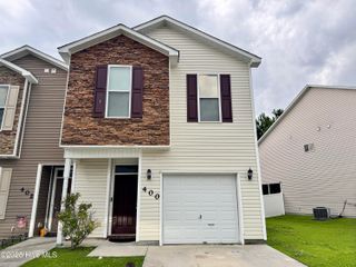 400 Glenhaven Lane, Jacksonville, NC 28546