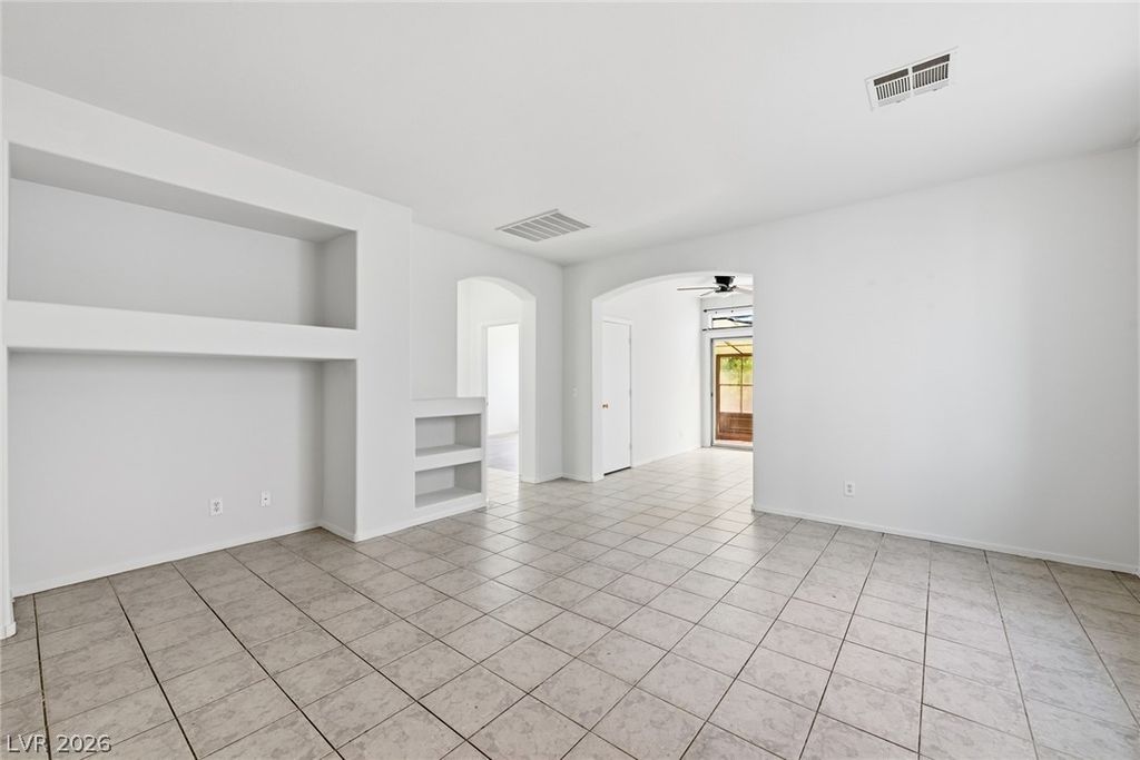 1069 Sweeping Ivy Court, Las Vegas, NV 89183 — photo 5