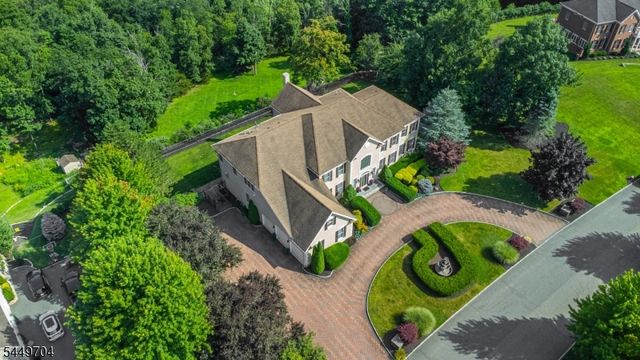 108 Finch Rd, Ringwood Boro, NJ 07456