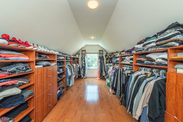 108 Finch Rd, Ringwood Boro, NJ 07456