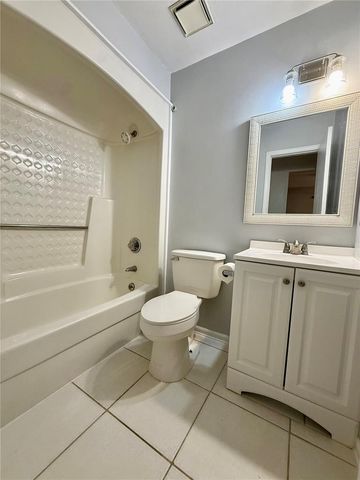 1004 HARTFORD DRIVE, Deland, FL 32724