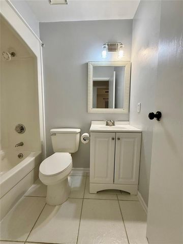 1004 HARTFORD DRIVE, Deland, FL 32724