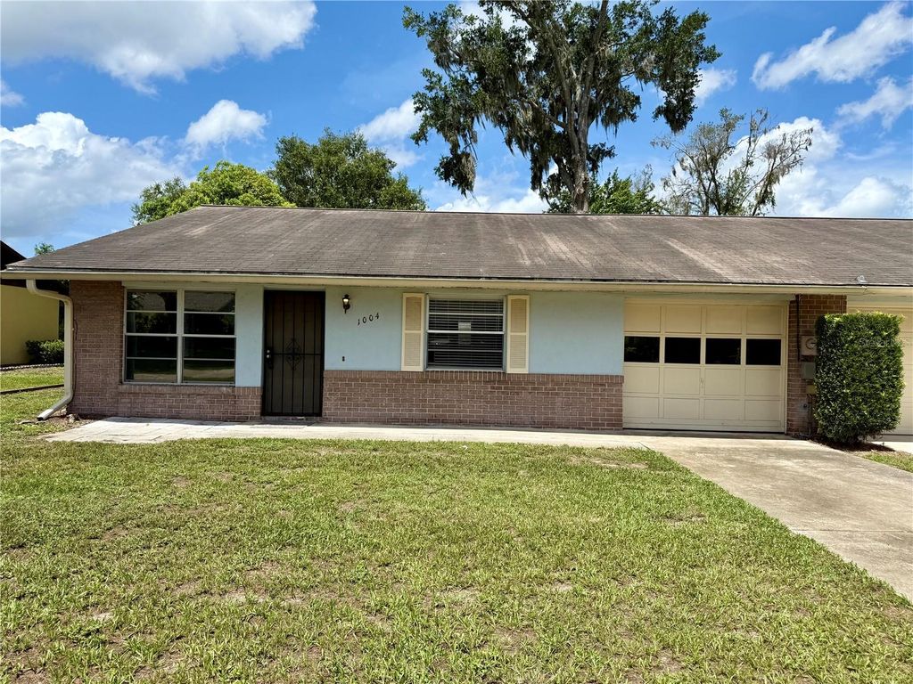 1004 HARTFORD DRIVE, Deland, FL 32724