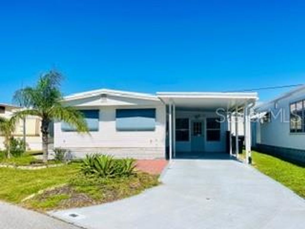 816 TURF, Venice, FL 34285