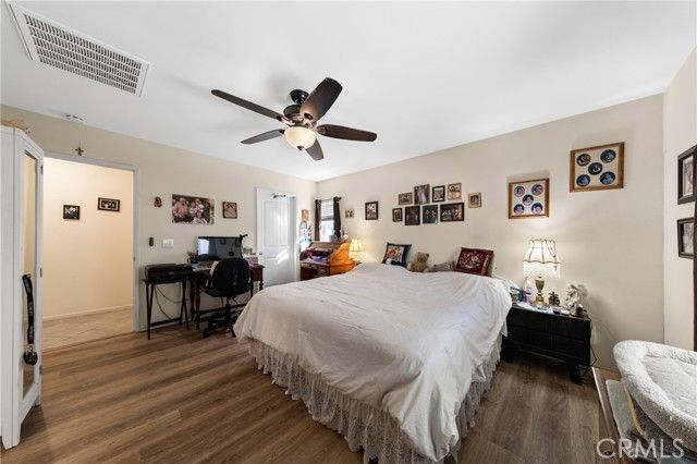 826 Avenida Del Rio, San Jacinto, CA 92582