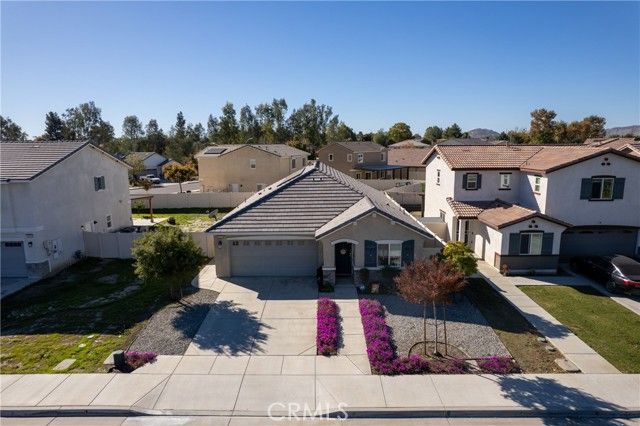 826 Avenida Del Rio, San Jacinto, CA 92582