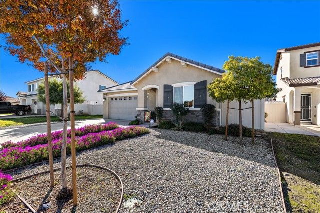 826 Avenida Del Rio, San Jacinto, CA 92582