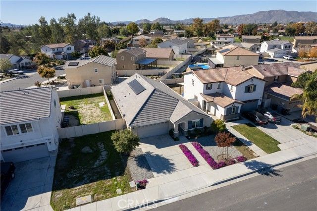 826 Avenida Del Rio, San Jacinto, CA 92582