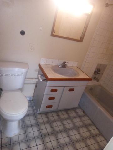 1925 Harding St A-D, Hollywood, FL 33020