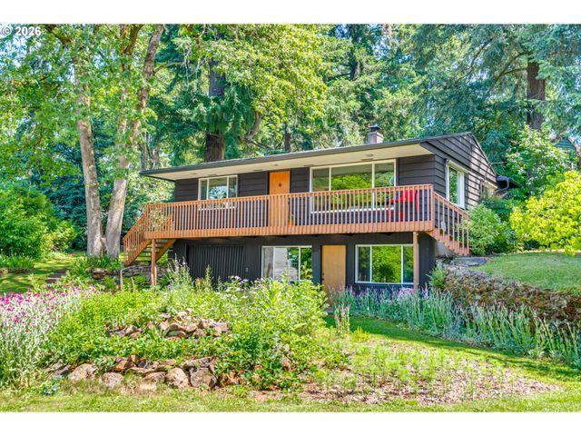 13710 Se MALOY Ln, Oak Grove, OR 97222