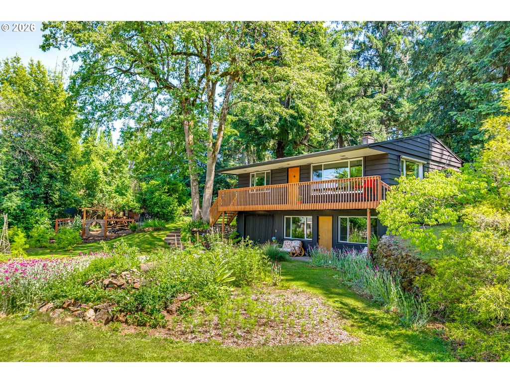 13710 Se MALOY Ln, Oak Grove, OR 97222