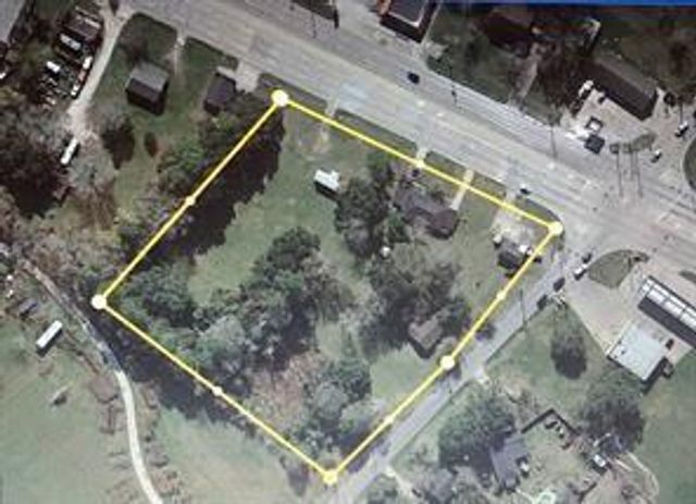2518 W Highway 6, Alvin, TX 77511