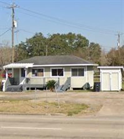 2518 W Highway 6, Alvin, TX 77511