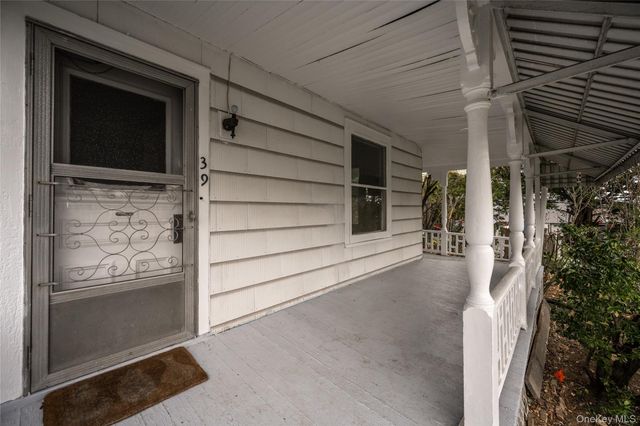 39 Hamilton Avenue, Ossining, NY 10562