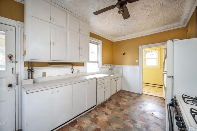 39 Hamilton Avenue, Ossining, NY 10562