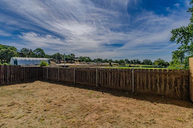 210 Westview Dr, Jackson, CA 95642