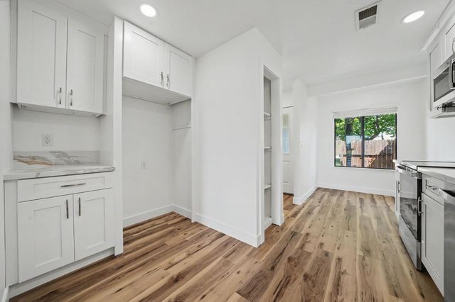 210 Westview Dr, Jackson, CA 95642