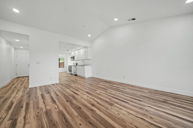 210 Westview Dr, Jackson, CA 95642