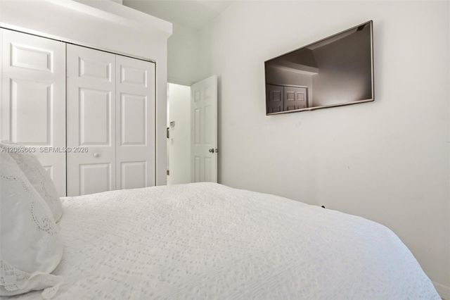 1514 Winterberry Lane, Weston, FL 33327