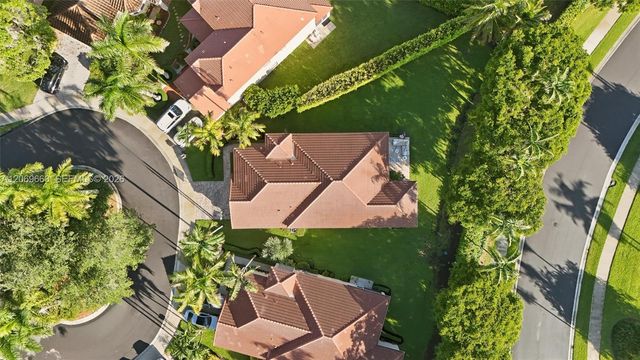 1514 Winterberry Lane, Weston, FL 33327