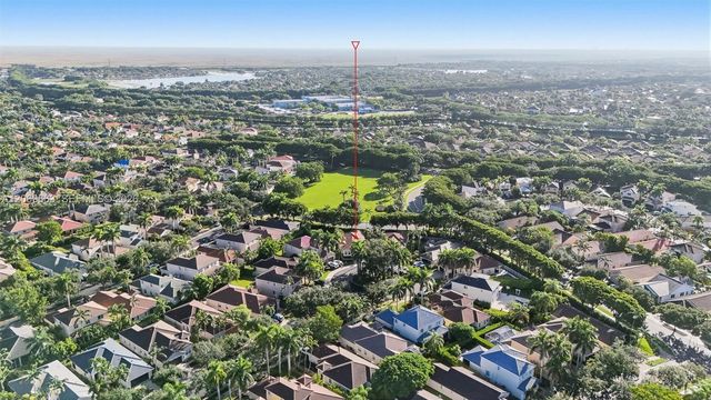 1514 Winterberry Lane, Weston, FL 33327
