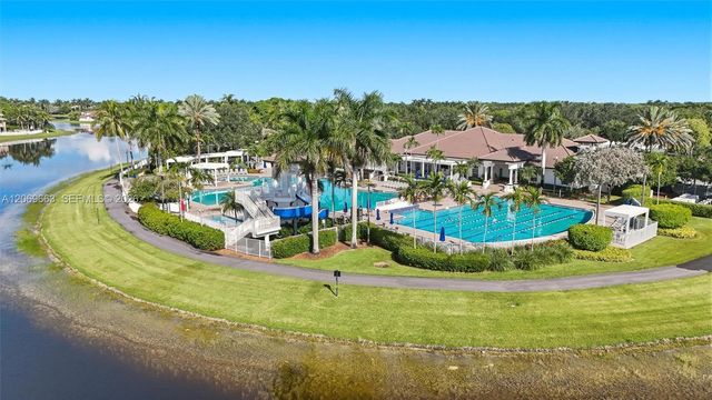 1514 Winterberry Lane, Weston, FL 33327