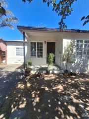 432 E Fairview Road, Bakersfield, CA 93307