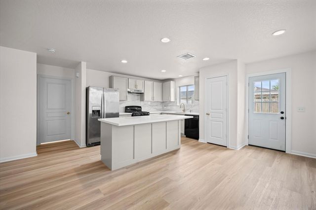 6627 Alum Rock Lane, Houston, TX 77048