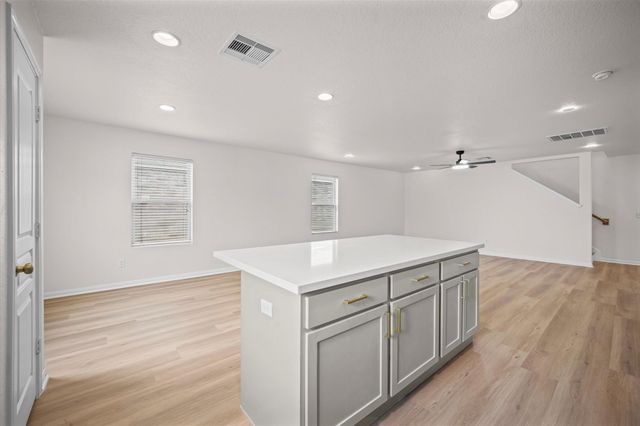 6627 Alum Rock Lane, Houston, TX 77048