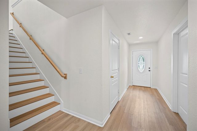 6627 Alum Rock Lane, Houston, TX 77048