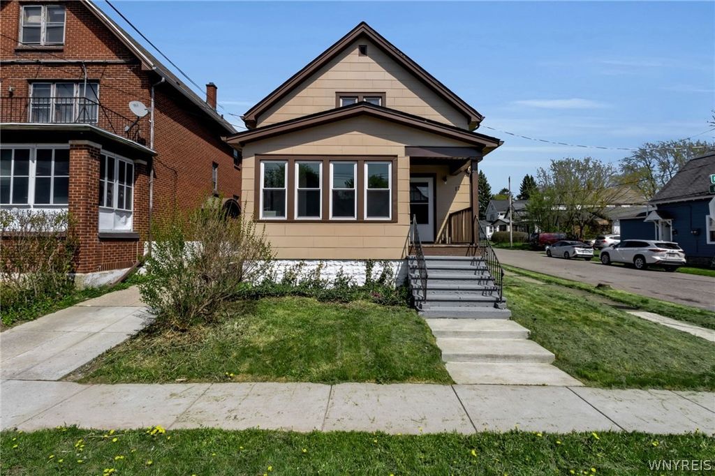17 Olcott Place, Cheektowaga, NY 14225