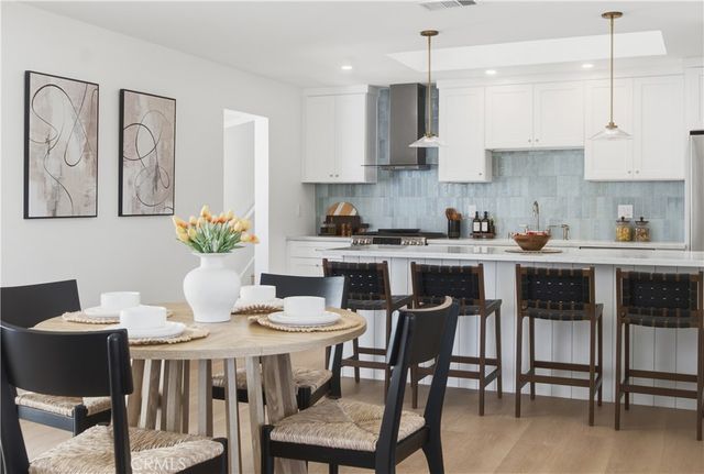 103 W Avenida Santiago, San Clemente, CA 92672