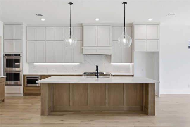 8421 Witt Street, North Richland Hills, TX 76182
