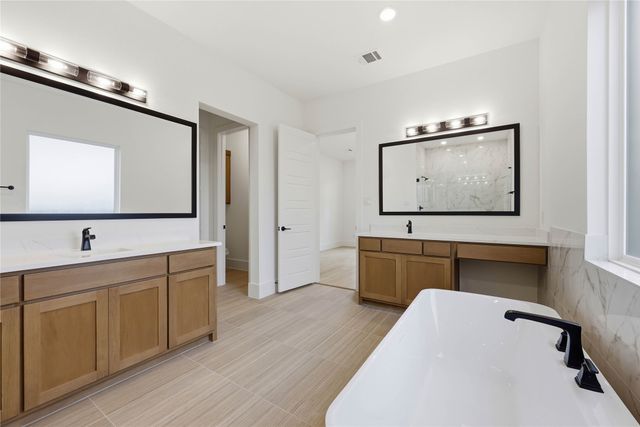 8421 Witt Street, North Richland Hills, TX 76182