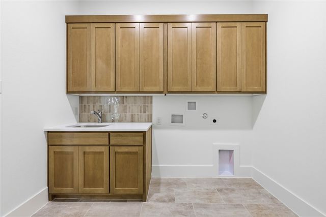8421 Witt Street, North Richland Hills, TX 76182