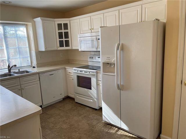 5533 Bulls Bay DR, Virginia Beach, VA 23462