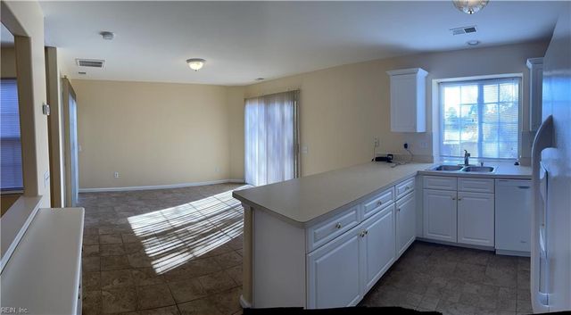 5533 Bulls Bay DR, Virginia Beach, VA 23462