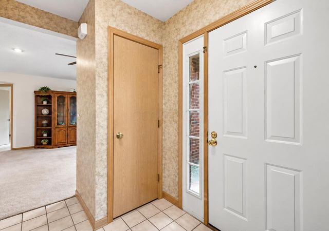 3887 Oakbrook Lane, Powell, OH 43065