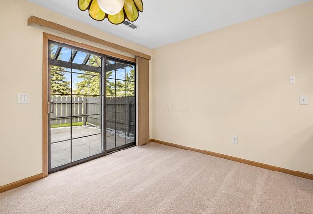 3887 Oakbrook Lane, Powell, OH 43065