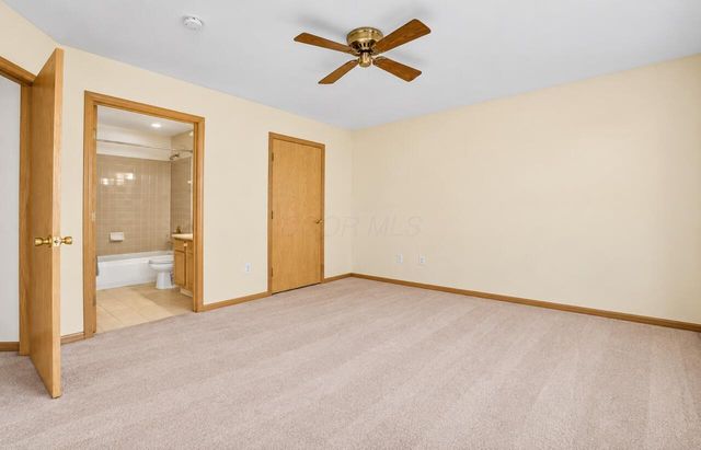 3887 Oakbrook Lane, Powell, OH 43065