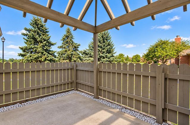 3887 Oakbrook Lane, Powell, OH 43065