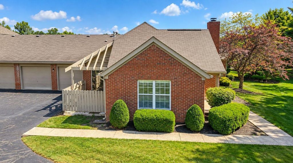 3887 Oakbrook Lane, Powell, OH 43065