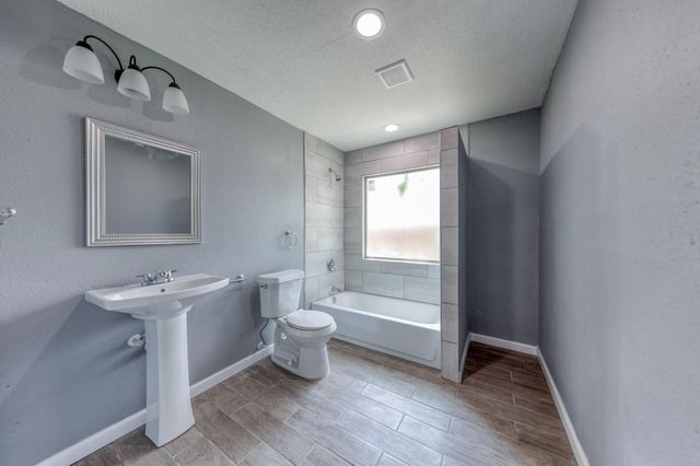 2816 Van Horn Avenue, Fort Worth, TX 76111