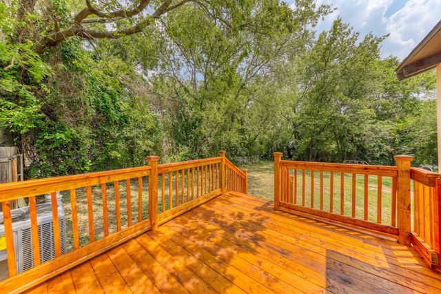 2816 Van Horn Avenue, Fort Worth, TX 76111