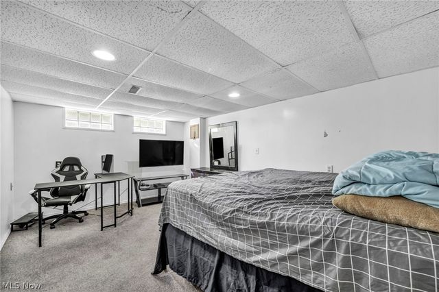 10615 Bellaire Road, Cleveland, OH 44111