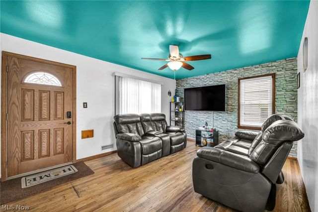 10615 Bellaire Road, Cleveland, OH 44111