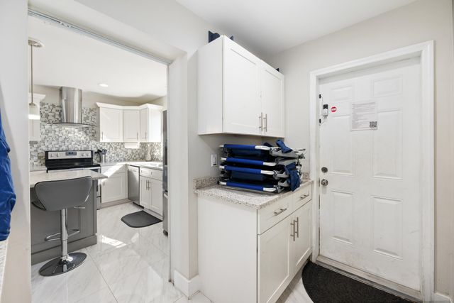 1970 NE 35TH Street, Lighthouse Point, FL 33064