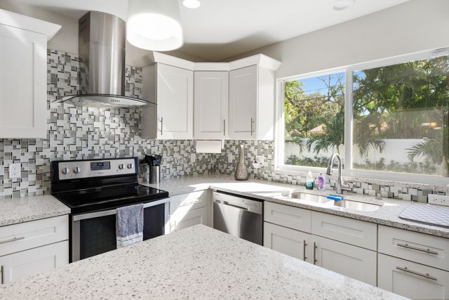 1970 NE 35TH Street, Lighthouse Point, FL 33064