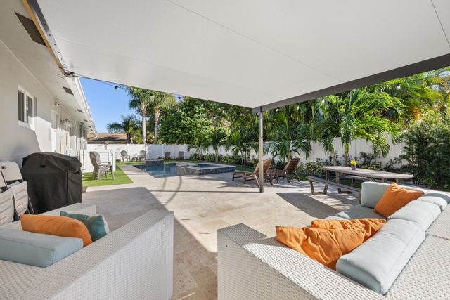 1970 NE 35TH Street, Lighthouse Point, FL 33064